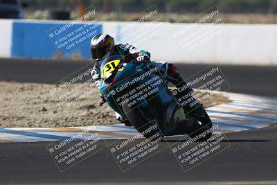 media/Sep-06-2025-CRA (Sat) [[cd32356307]]/Races/Race 9/